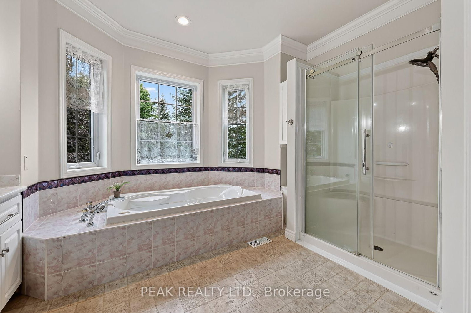 92 Shephard Place • Wilmot, ON photo 17