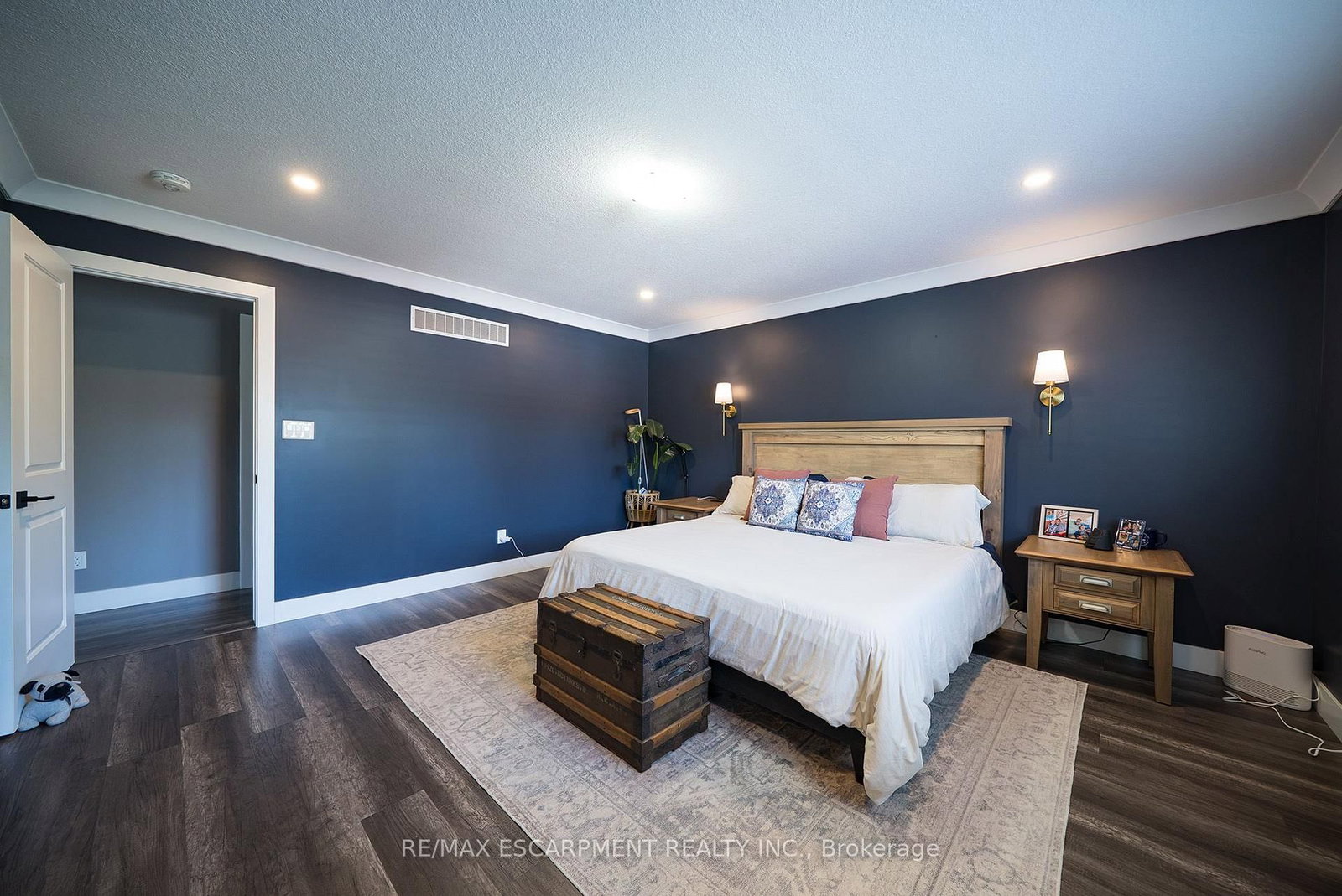 166 King Street • Brant, ON photo 18