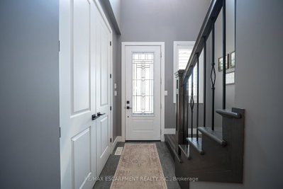 166 King Street • Brant, ON photo 7