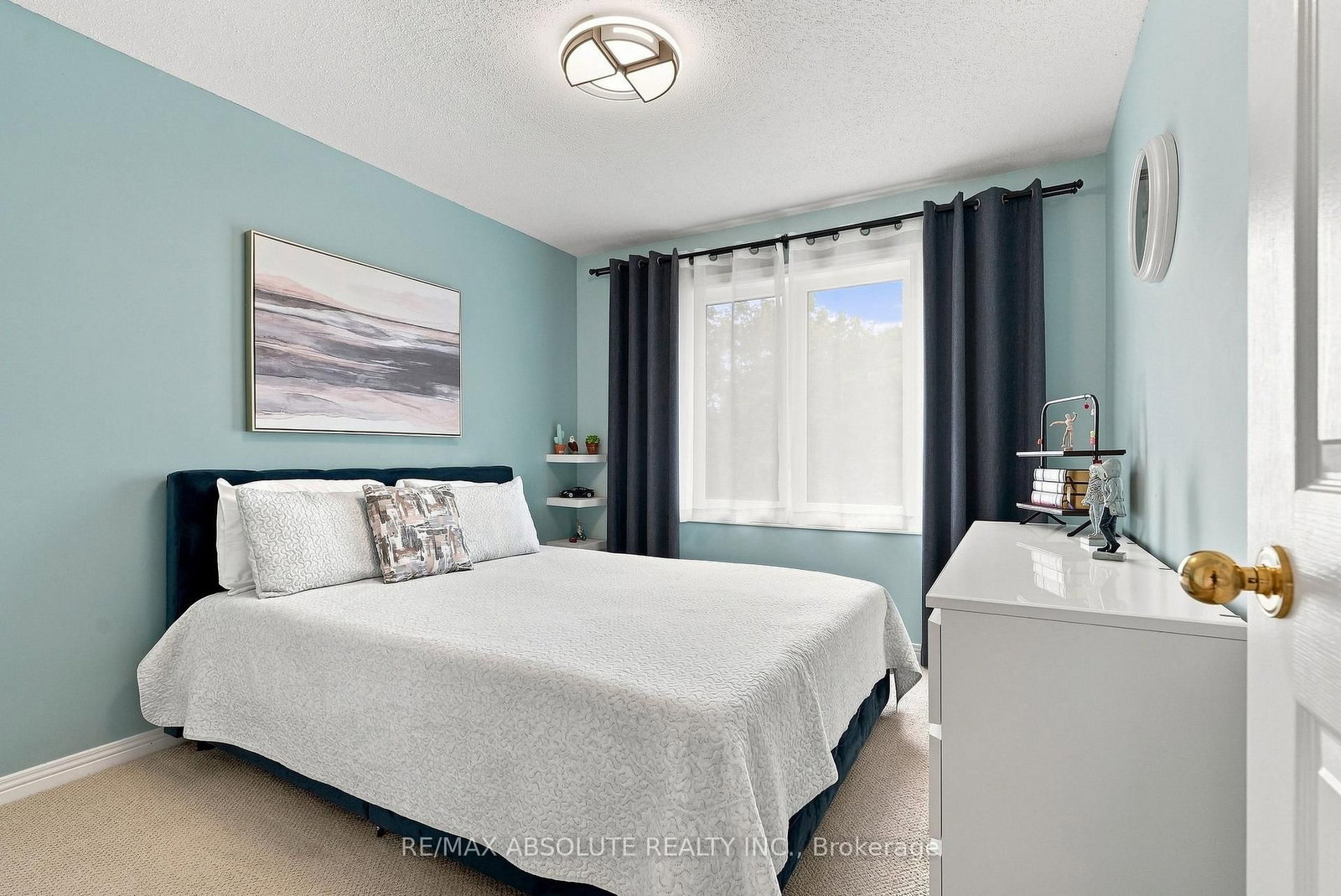 26 Milner Downs Crescent • Ottawa, ON photo 32