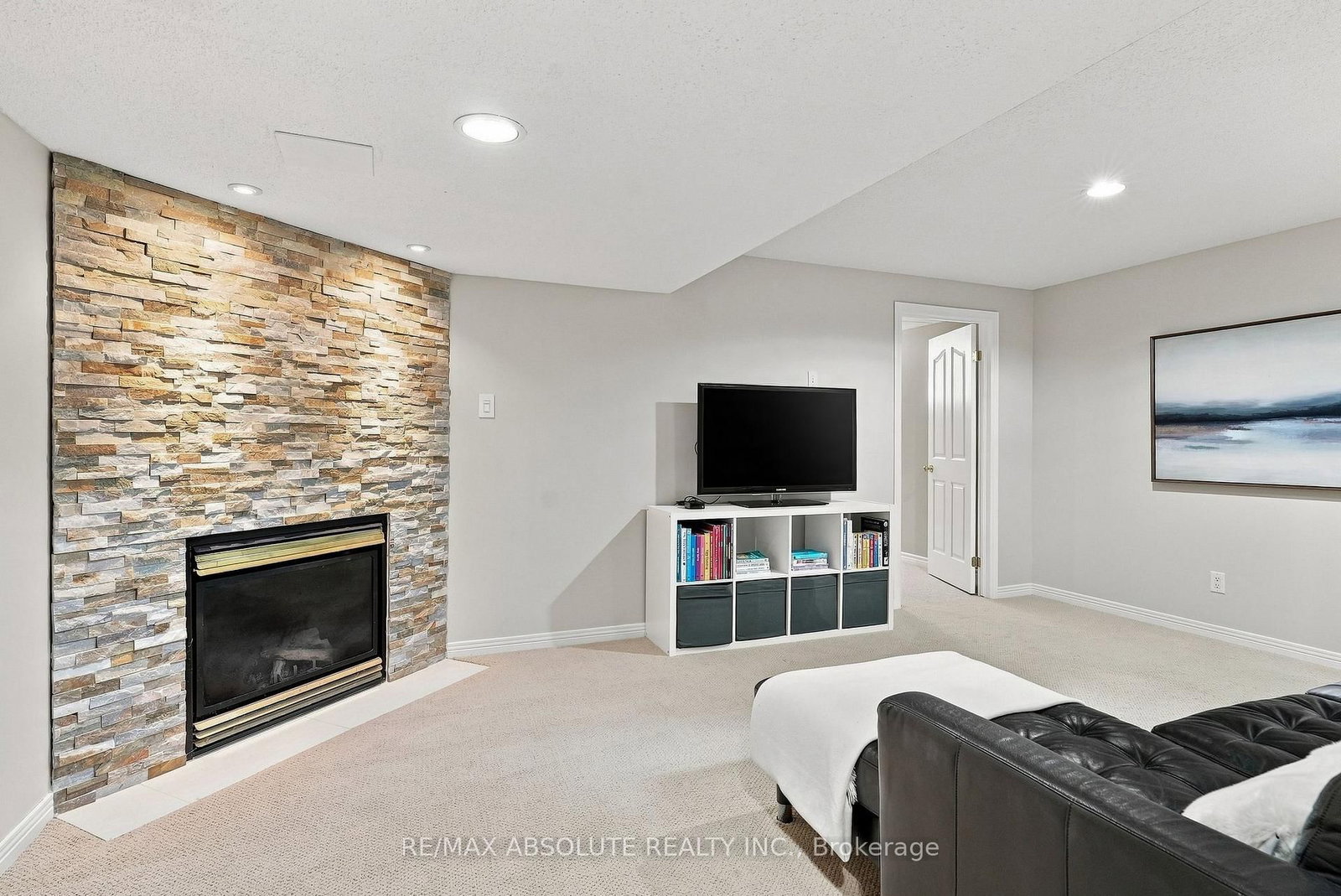 26 Milner Downs Crescent • Ottawa, ON photo 38