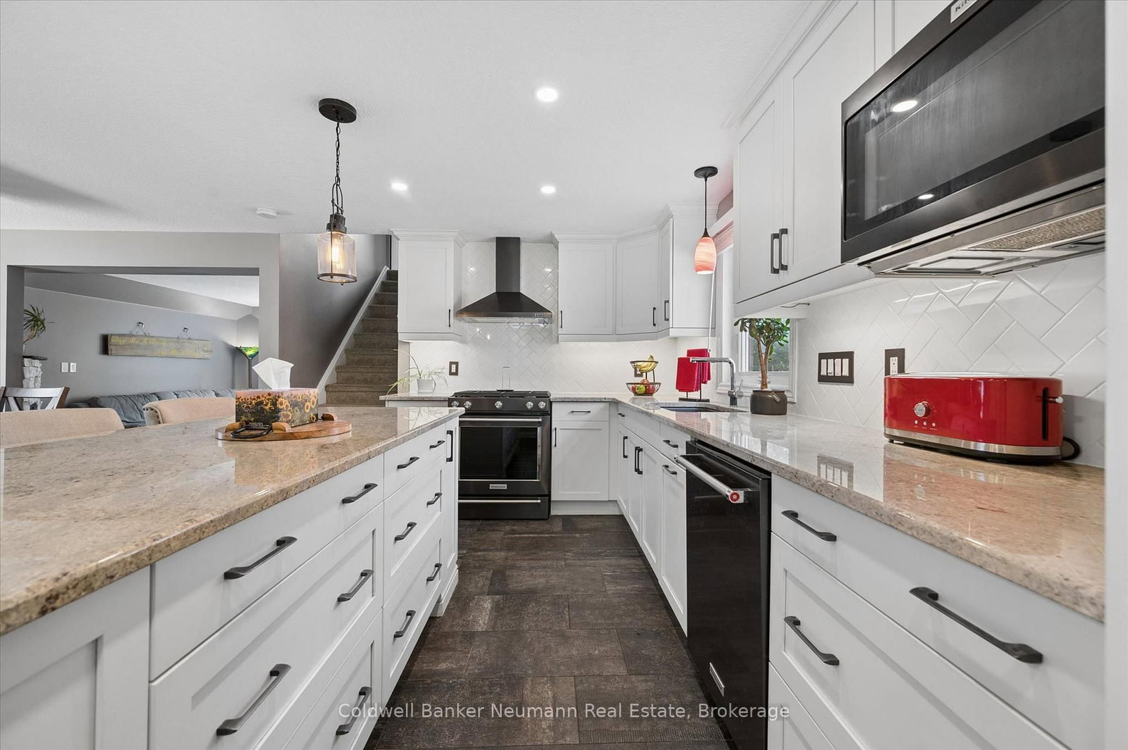 81 Candlewood Drive • Guelph, ON photo 6