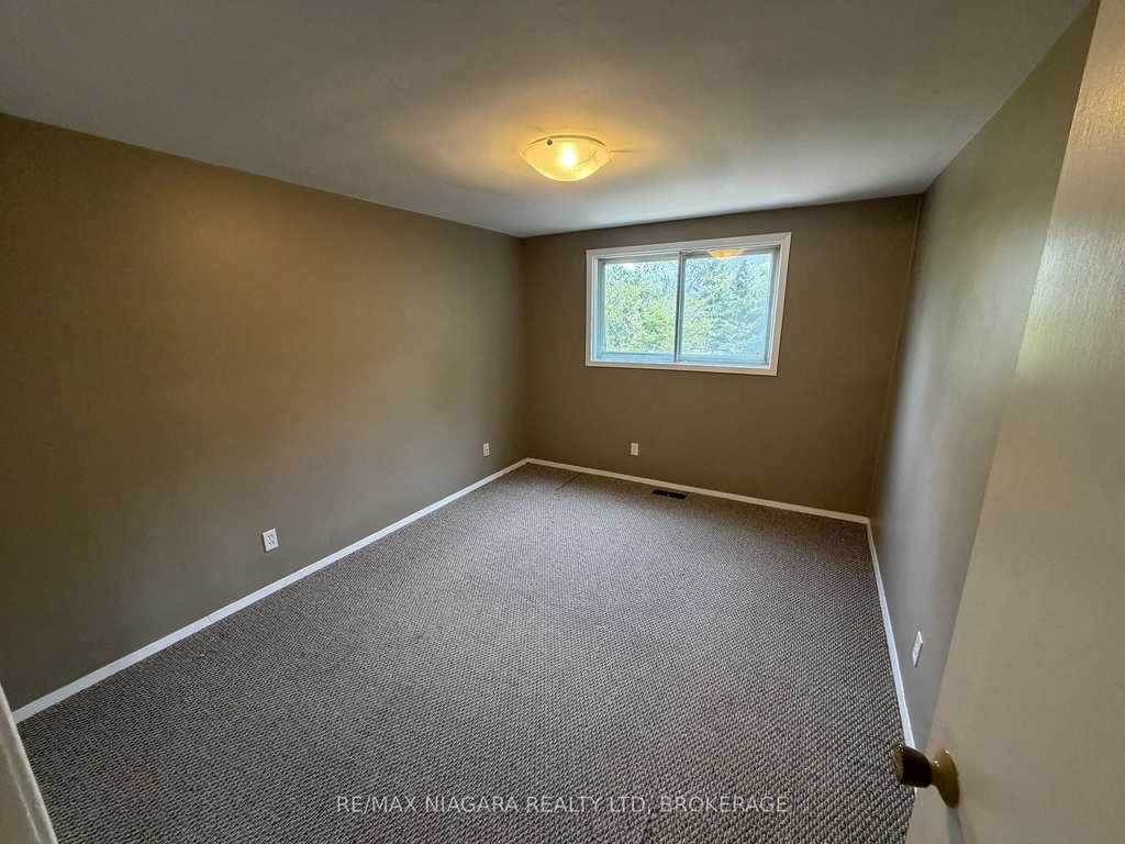 4 - 21 Woodlawn Road 5