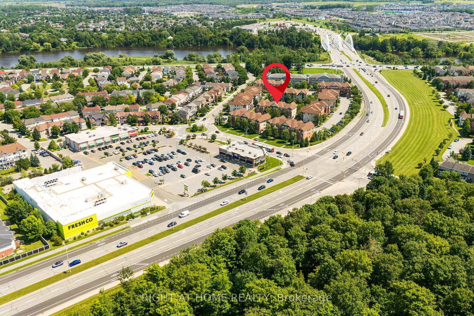 585 Stonefield Private • #8 • Ottawa, ON photo 21