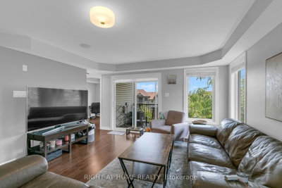 585 Stonefield Private • #8 • Ottawa, ON photo 6
