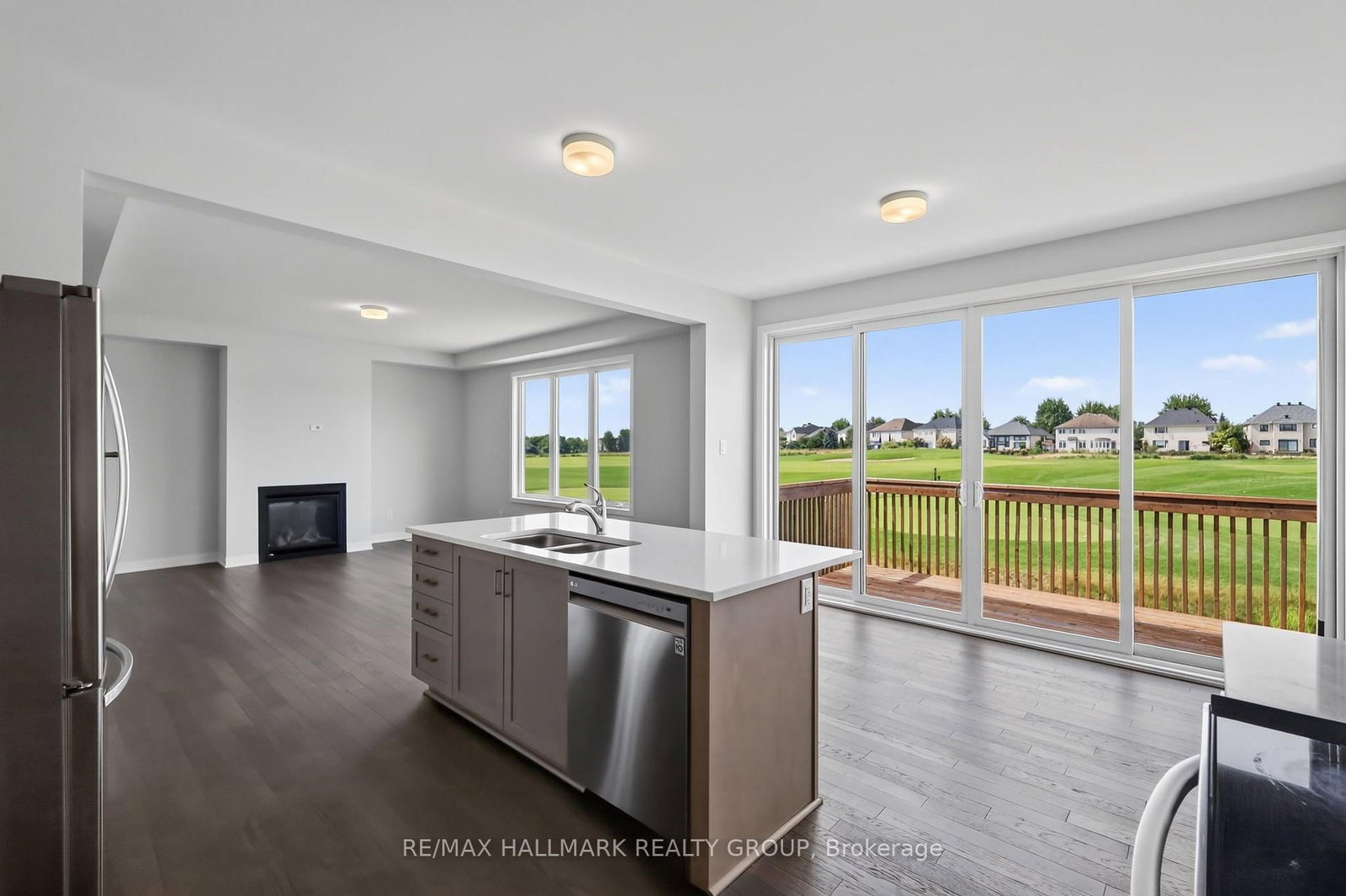 717 Fenwick Way • Ottawa, ON photo 21