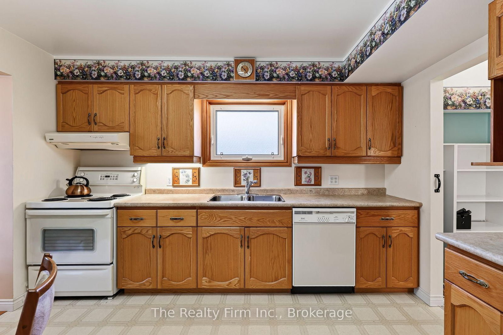 573 Lansdowne Avenue • Woodstock, ON photo 11