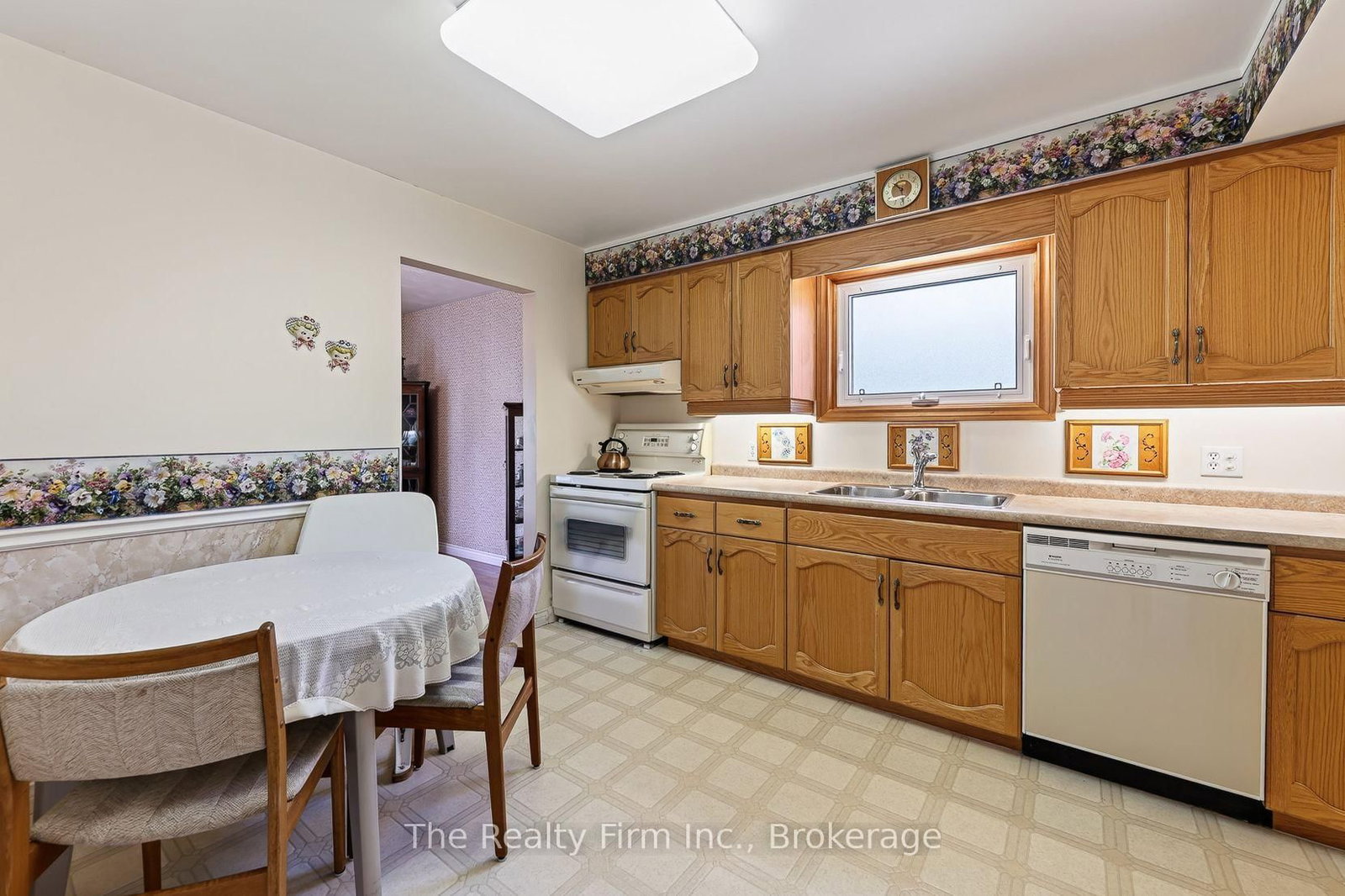 573 Lansdowne Avenue • Woodstock, ON photo 13