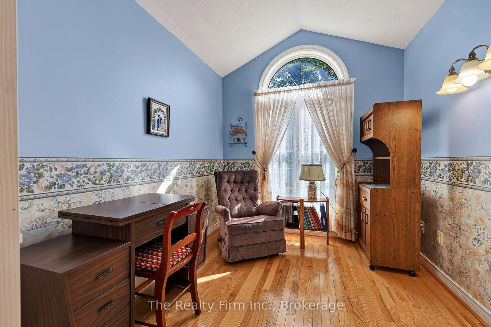 573 Lansdowne Avenue • Woodstock, ON photo 15