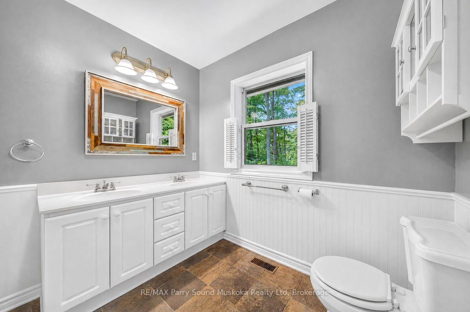 8 Mountain Basin Drive • McDougall, ON photo 18