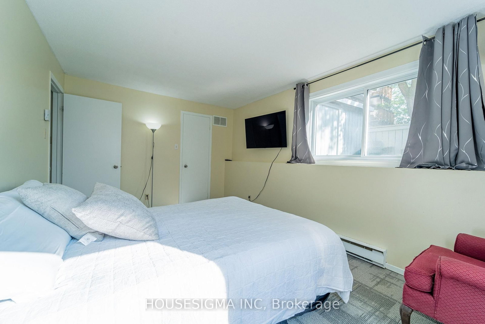 106 Tanguay Court • Ottawa, ON photo 20