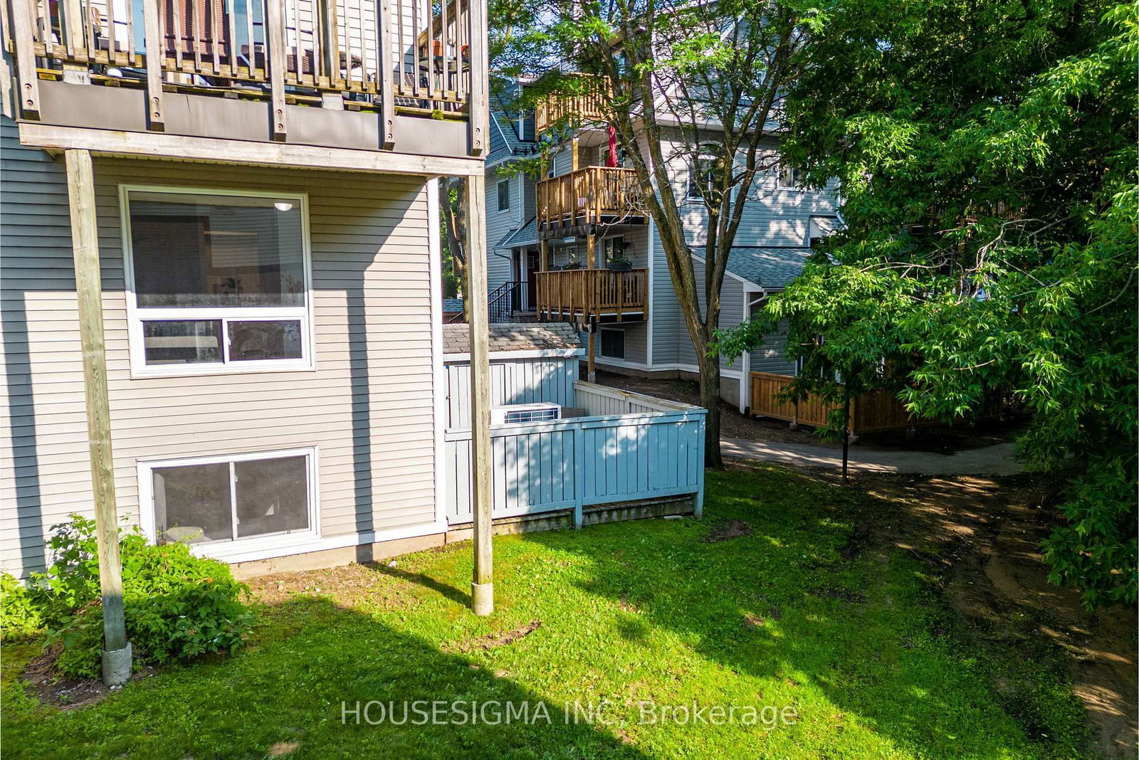 106 Tanguay Court • Ottawa, ON photo 37