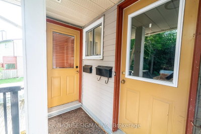 106 Tanguay Court • Ottawa, ON photo 4
