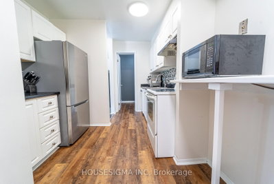 106 Tanguay Court • Ottawa, ON photo 9