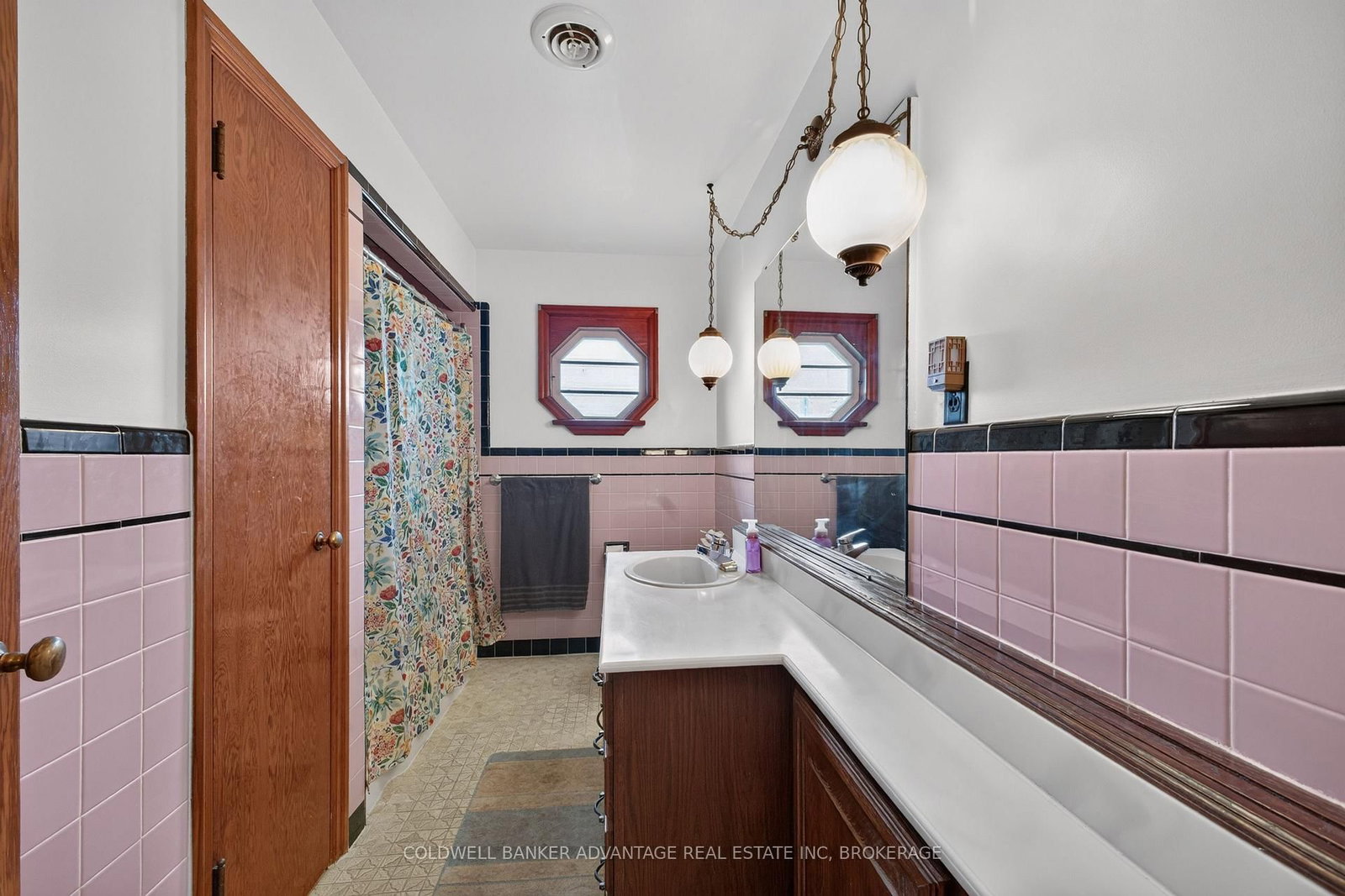 36 Third Street • Welland, ON photo 18