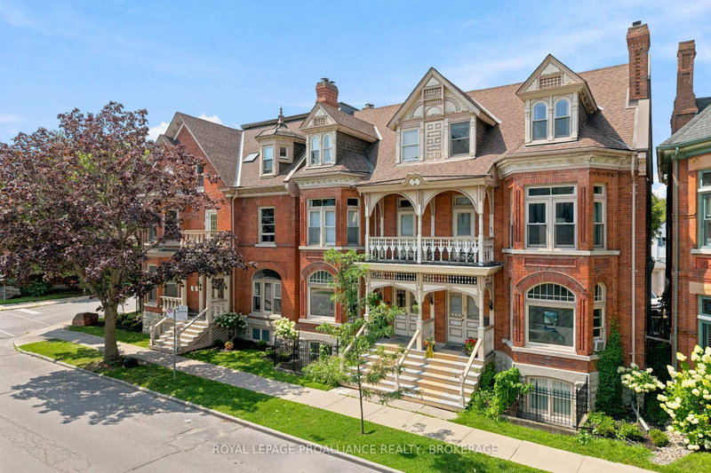 1 - 250 King Street E
