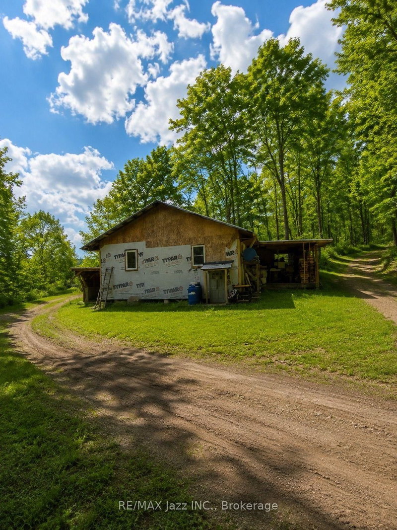 1091 Crystal Lake Road