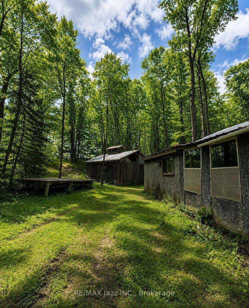 1091 Crystal Lake Road