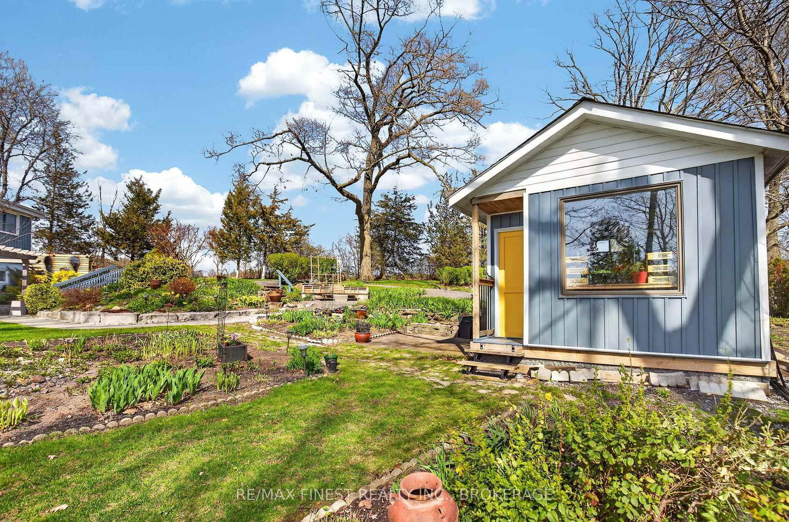 79 HICKORY Lane • Napanee, ON photo 32