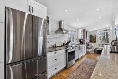 79 HICKORY Lane • Napanee, ON photo 6