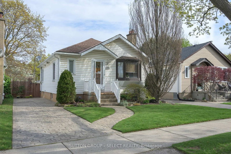 1316 Langmuir Avenue