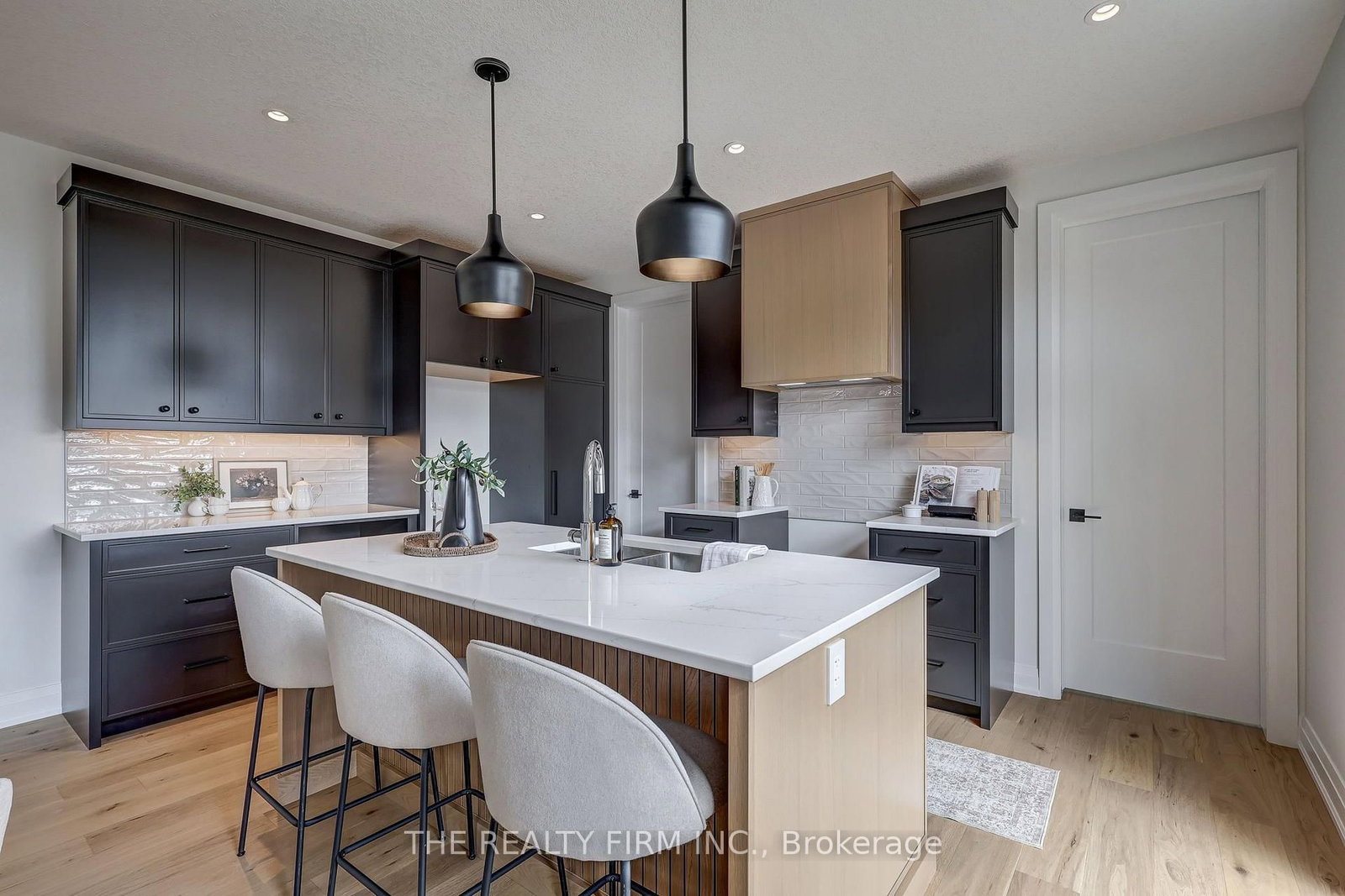 79 Royal Crescent • Southwold, ON photo 21