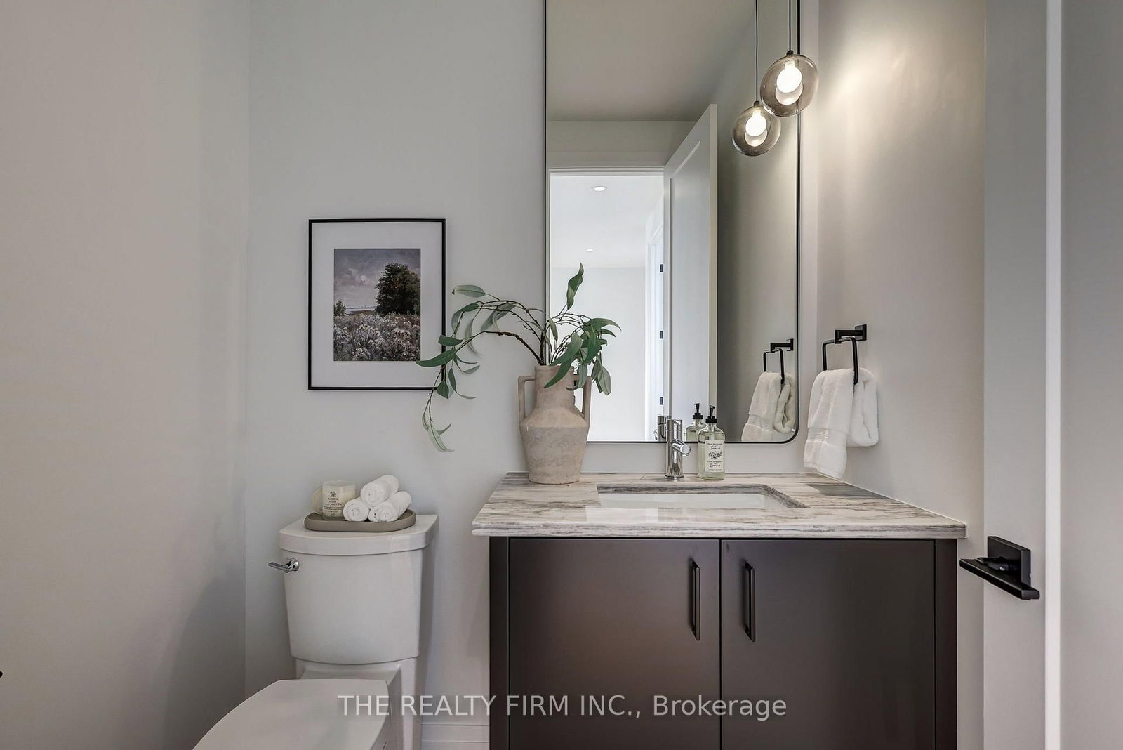 79 Royal Crescent • Southwold, ON photo 9