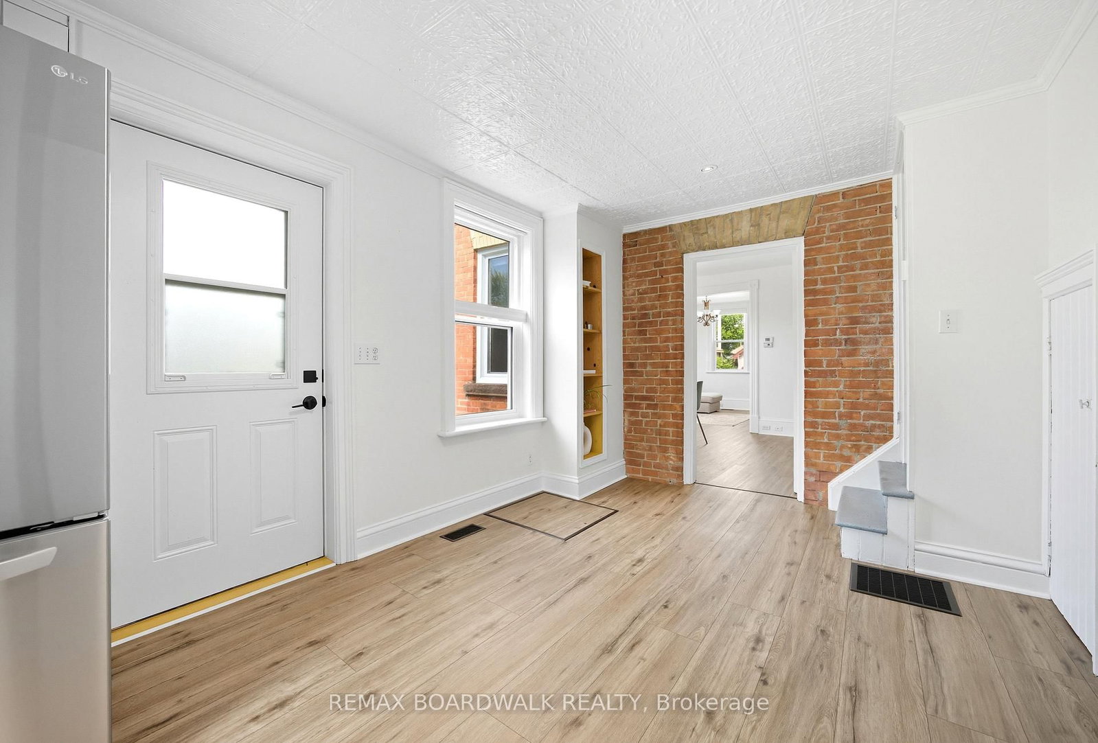 22 Isabella Street • Perth, ON photo 19
