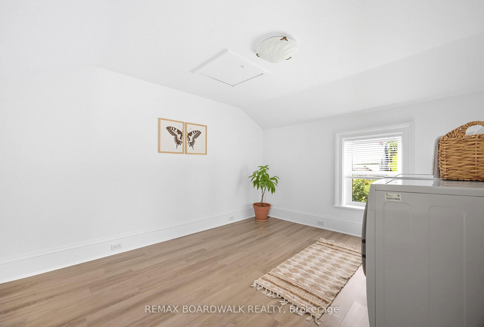 22 Isabella Street • Perth, ON photo 31
