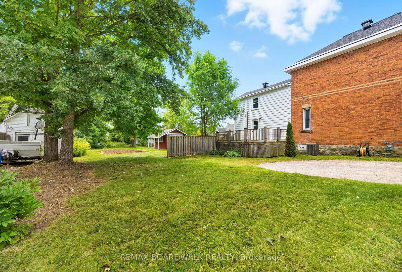 22 Isabella Street • Perth, ON photo 36