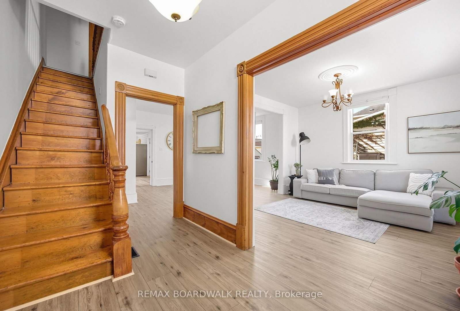 22 Isabella Street • Perth, ON photo 5
