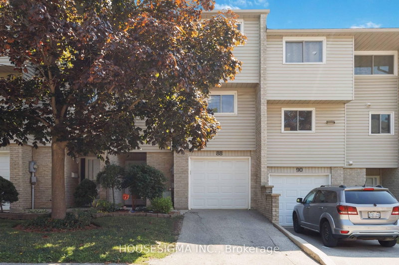 88 - 159 Sandringham Crescent