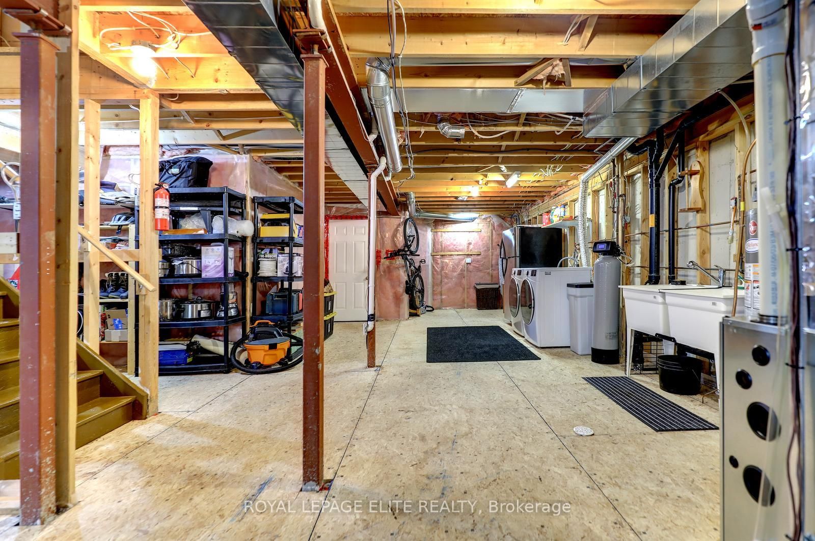 118 Lynch Circle • Guelph, ON photo 30