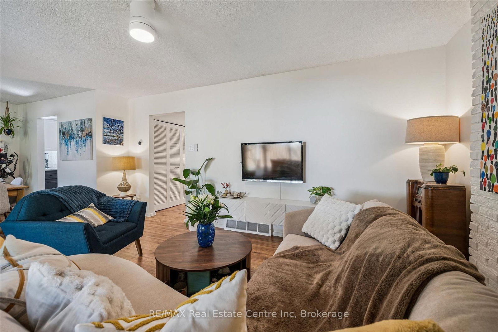 289 Garafraxa Street E • Centre Wellington, ON photo 17