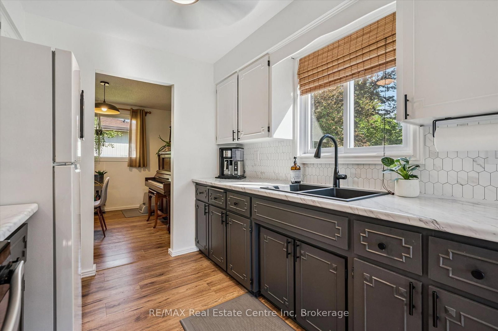 289 Garafraxa Street E • Centre Wellington, ON photo 8