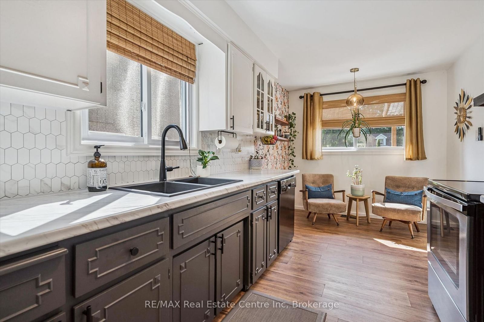 289 Garafraxa Street E • Centre Wellington, ON photo 9