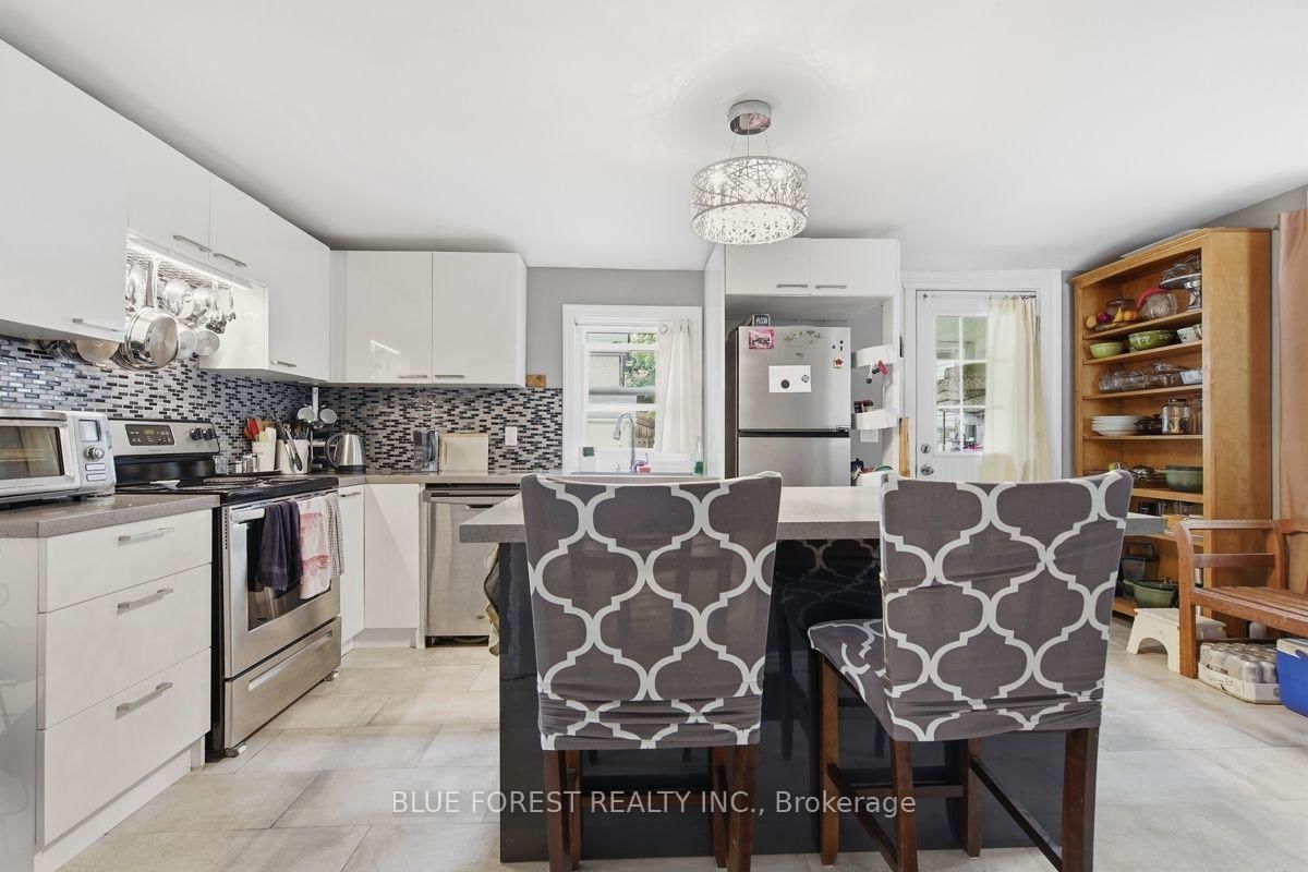 21 Isabel Street • St. Thomas, ON photo 11