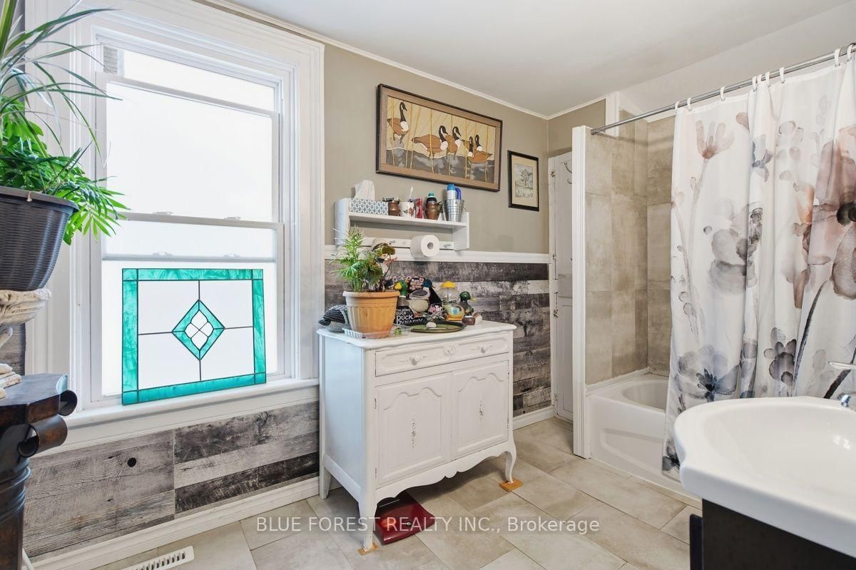 21 Isabel Street • St. Thomas, ON photo 17
