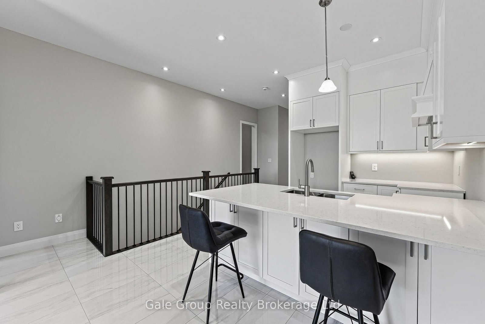 808 Garden Court Crescent • Woodstock, ON photo 27
