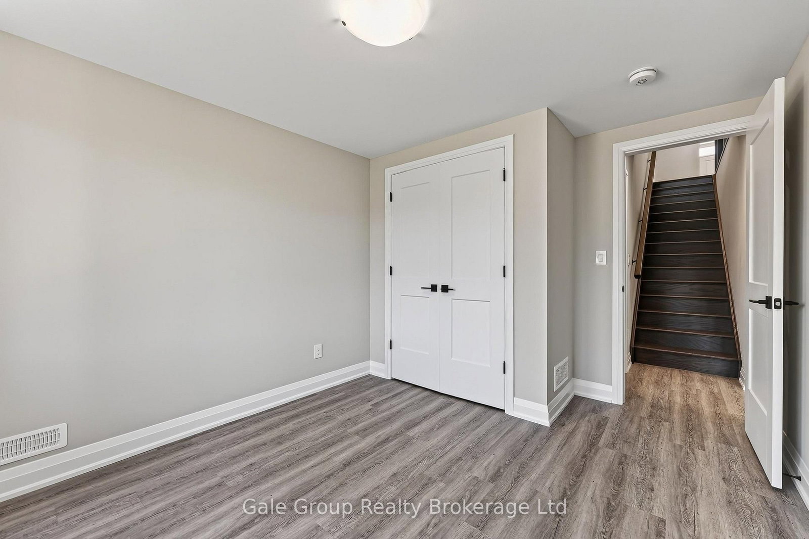 808 Garden Court Crescent • Woodstock, ON photo 39