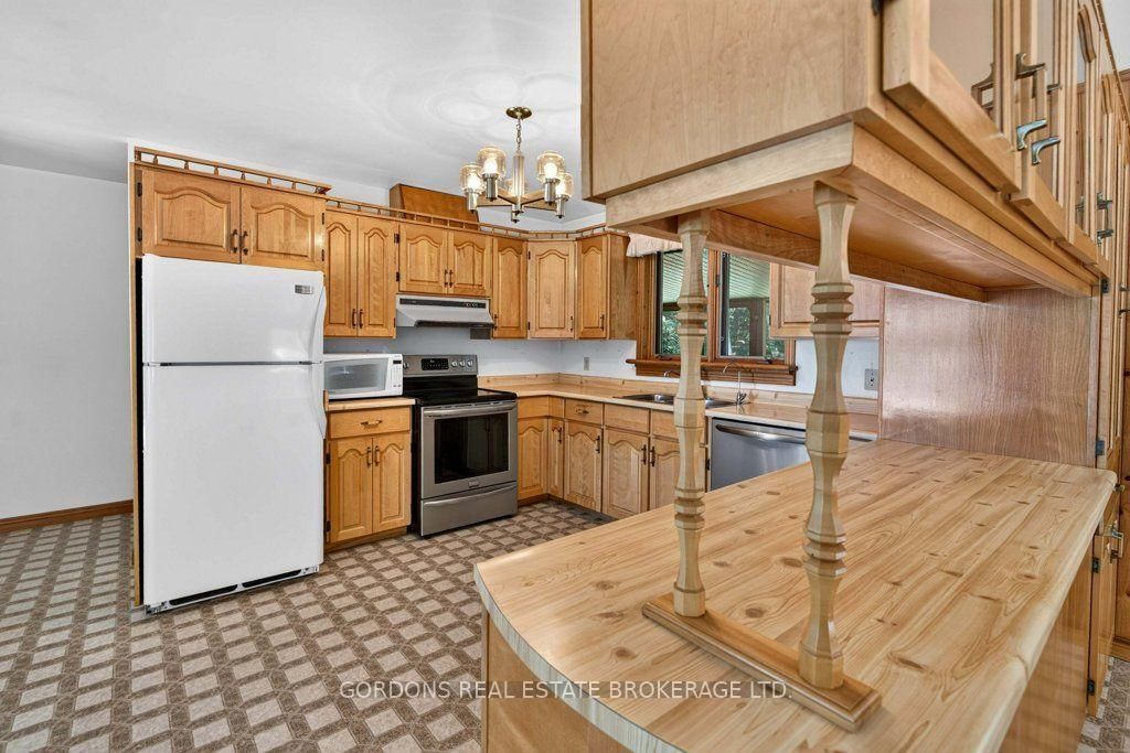 2950 R29 • Rideau Lakes, ON photo 37