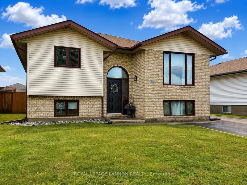 312 Caribou Crescent