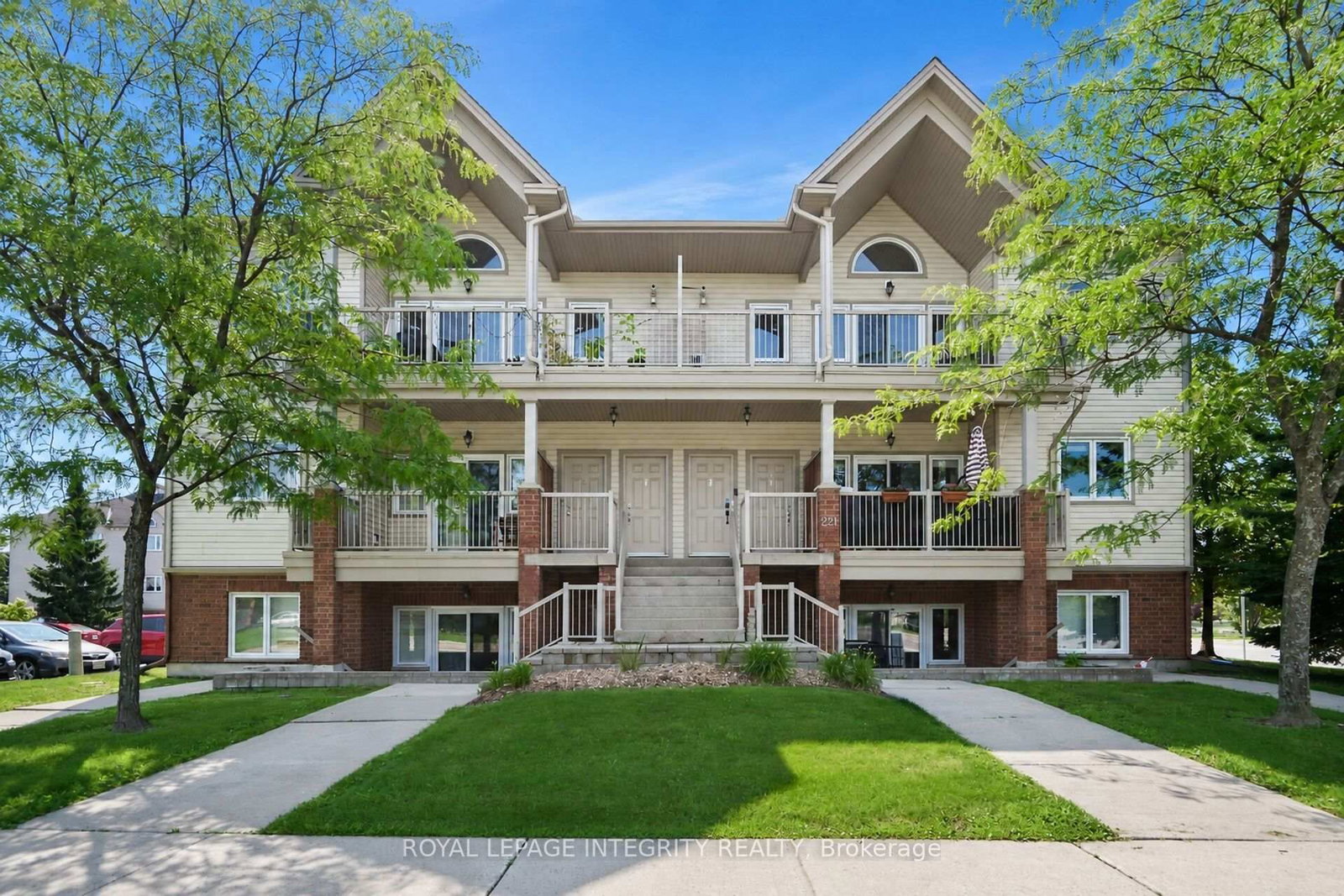 221 Crestway Drive • #J • Ottawa, ON photo 1