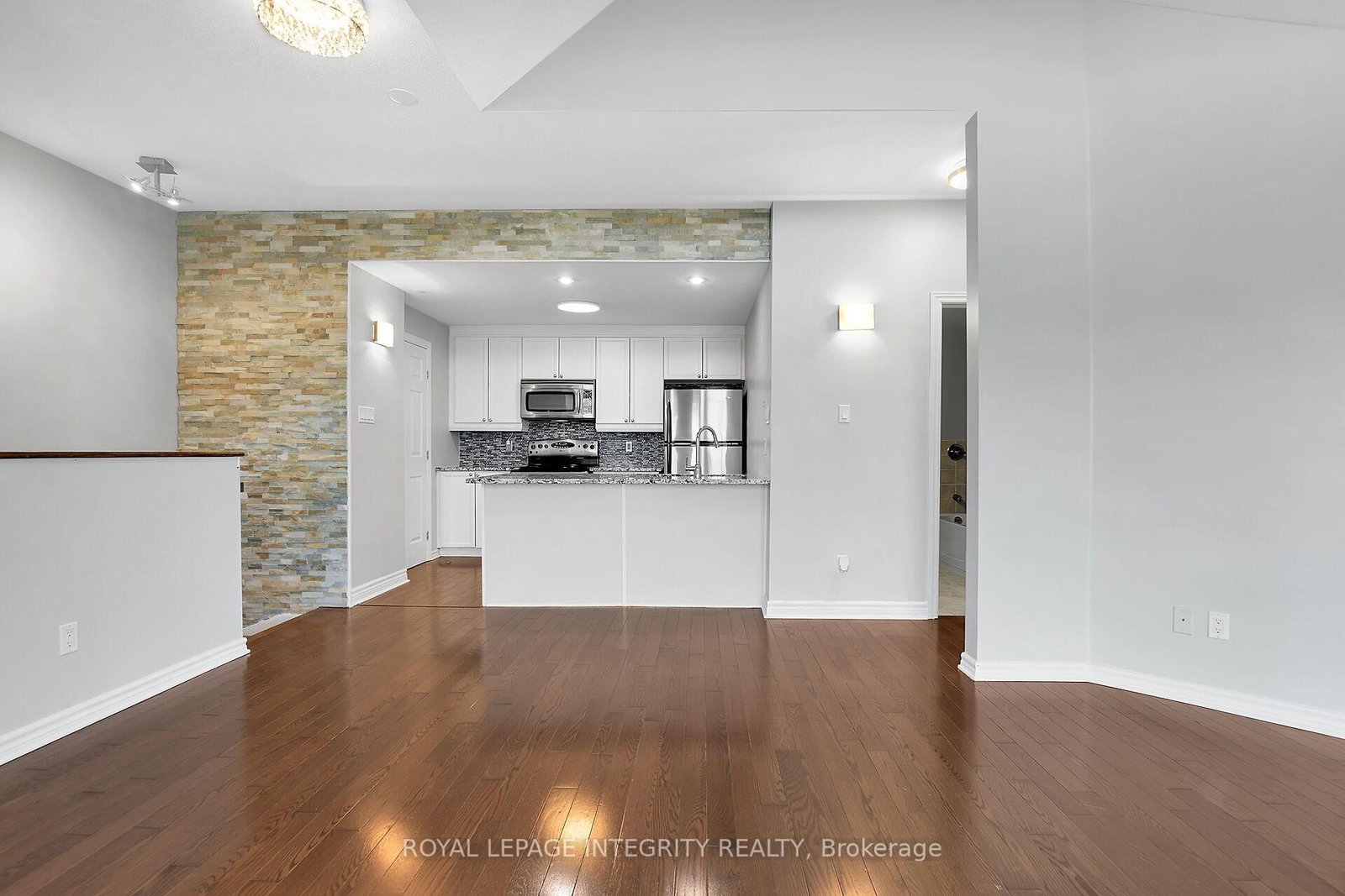 221 Crestway Drive • #J • Ottawa, ON photo 14