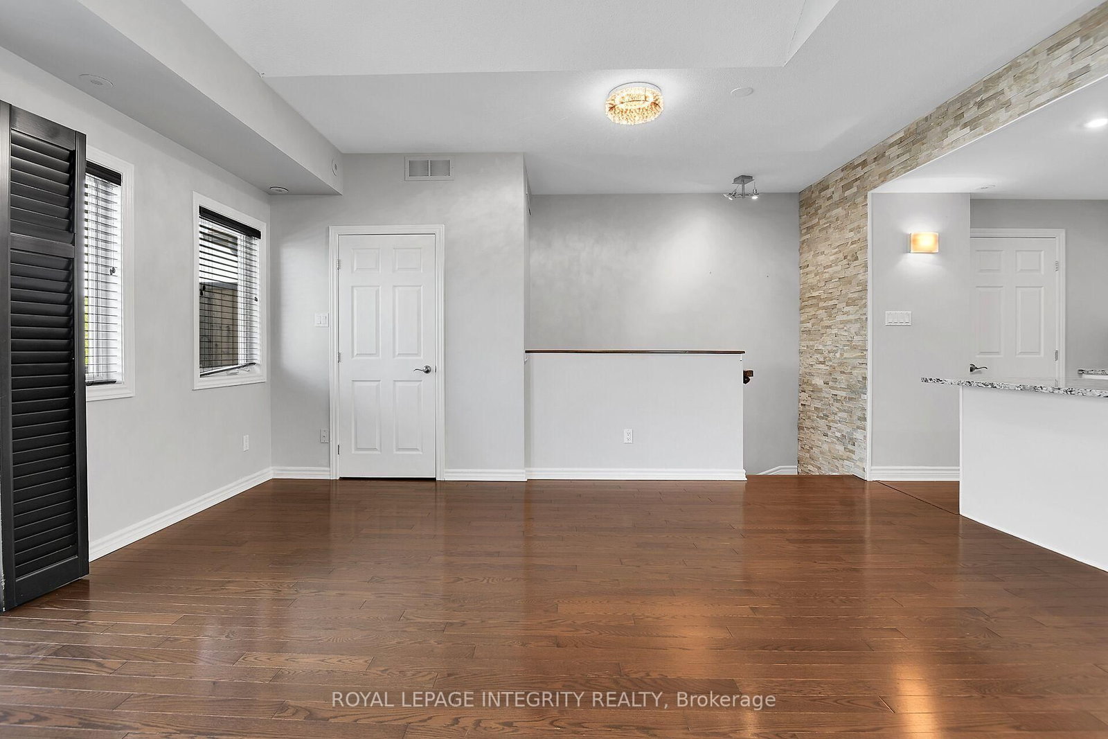 221 Crestway Drive • #J • Ottawa, ON photo 15