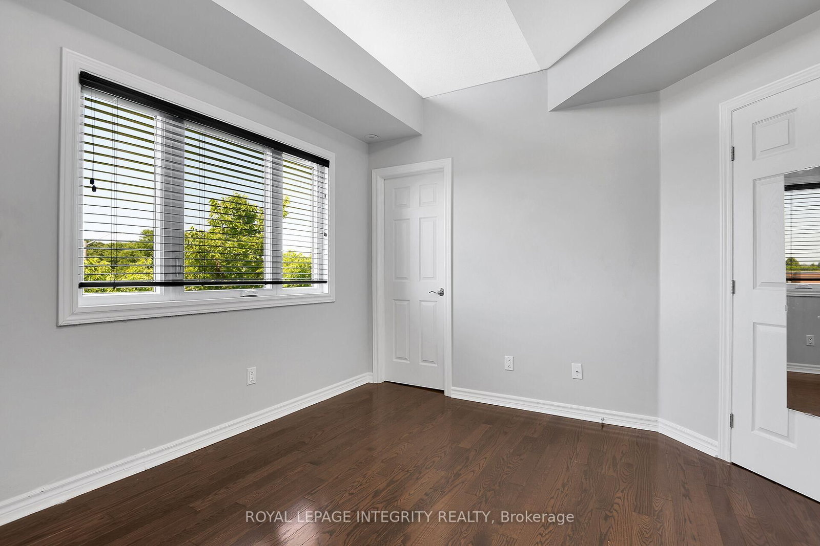 221 Crestway Drive • #J • Ottawa, ON photo 21