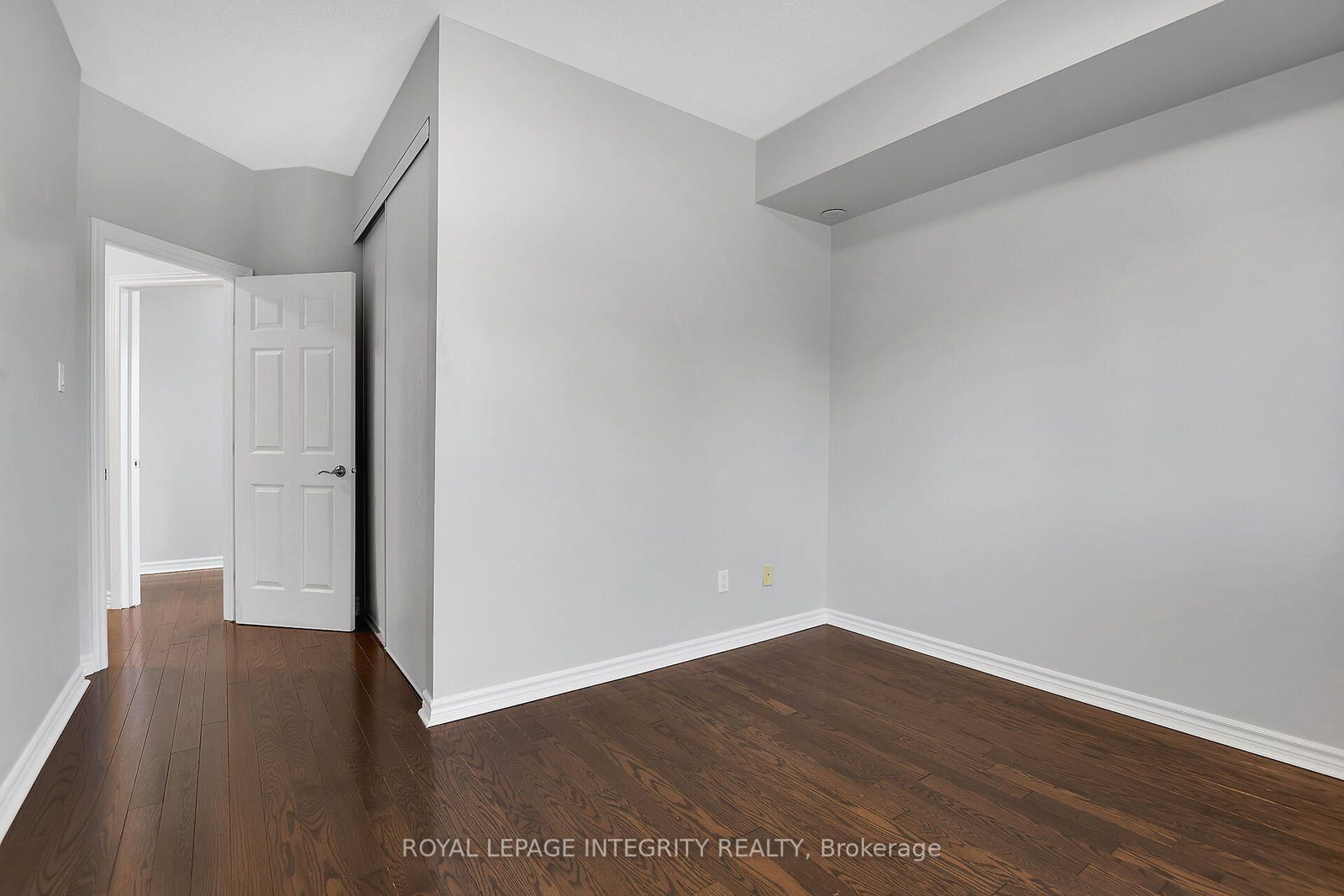 221 Crestway Drive • #J • Ottawa, ON photo 27