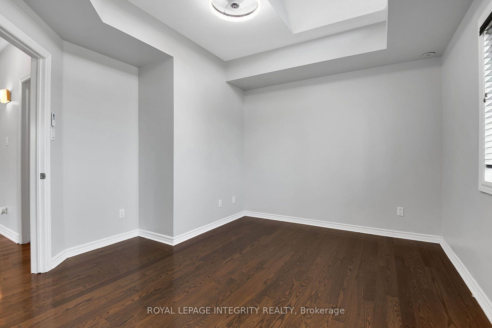 221 Crestway Drive • #J • Ottawa, ON photo 28