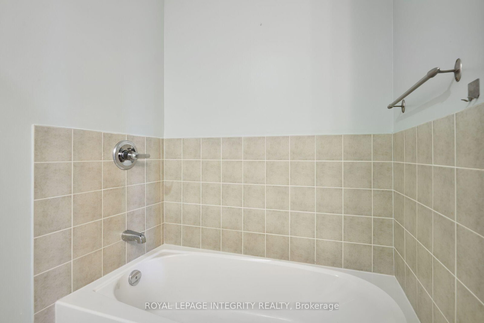 221 Crestway Drive • #J • Ottawa, ON photo 30