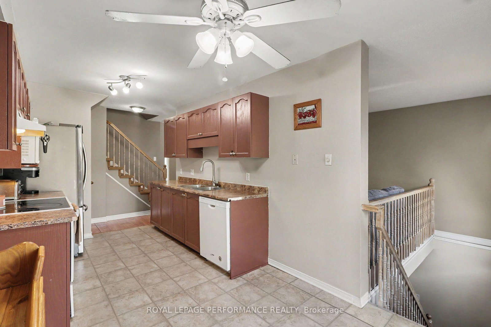 757 Nesting Way • Orleans, ON photo 11